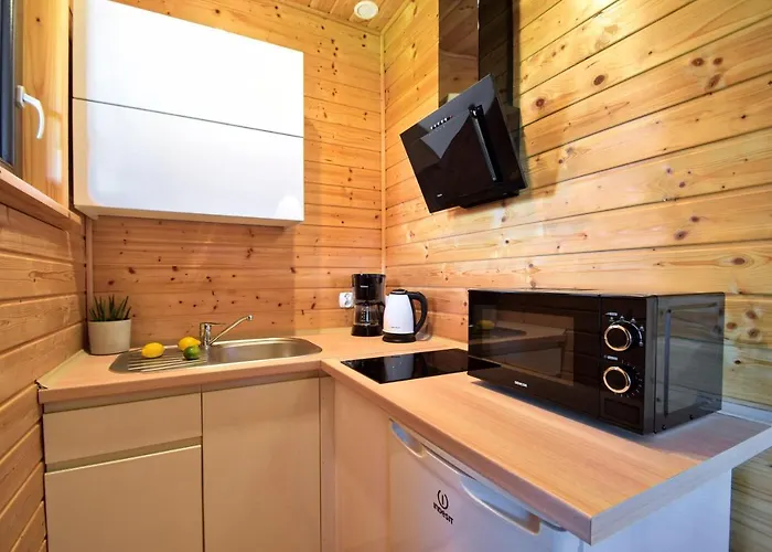 Lodge Letniskowe Marina Grzybowo (West Pomeranian)